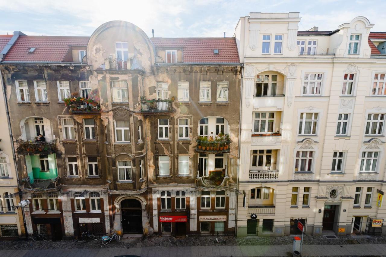 Elegant Very Berry Studios In Poznan Center By Noclegi Renters Exterior photo